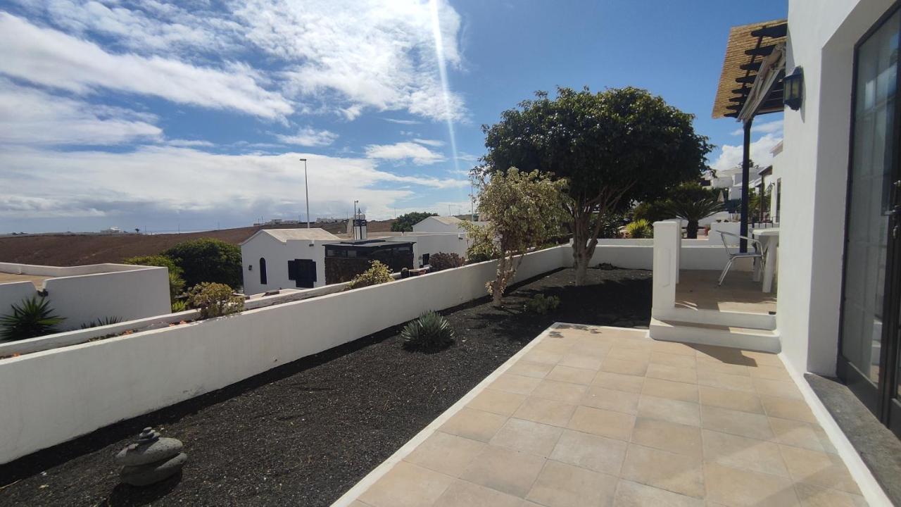 Casa Margarita Tías Exterior foto